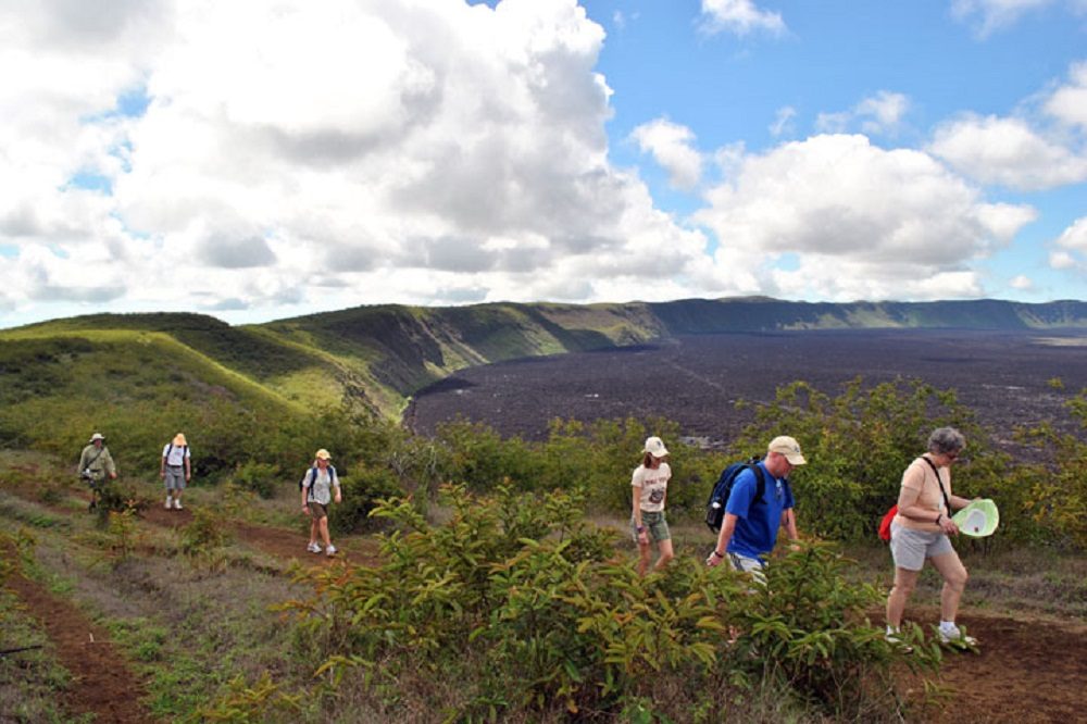 Isabela Sierra Negra Volcano hike eilandhoppen galapagos