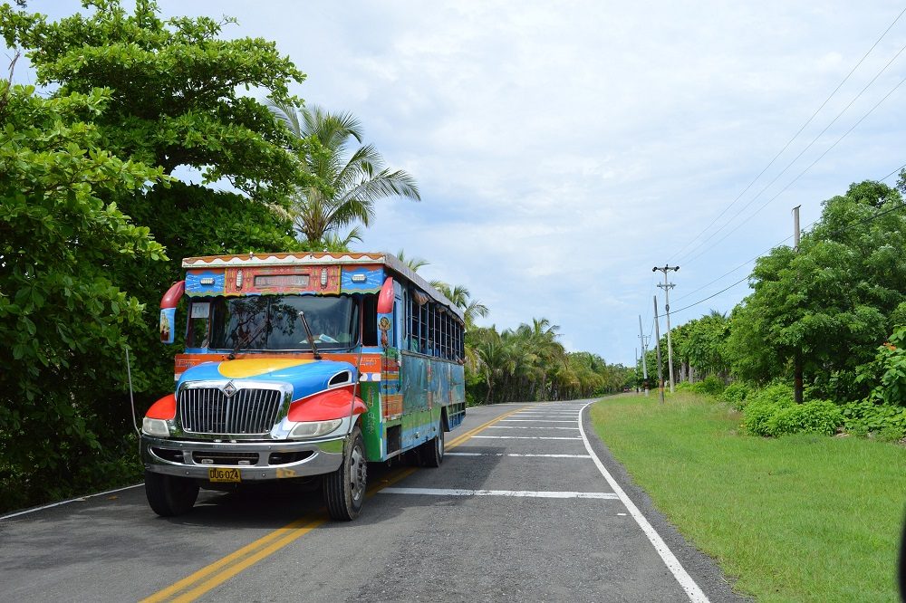 bus colombia